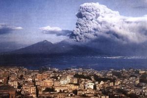 Неаполь накрыло облаком дыма и пепла