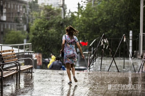 В Новосибирске сохранятся дожди и ветра
