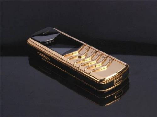 Разорившаяся Vertu устроила распродажу золотых смартфонов