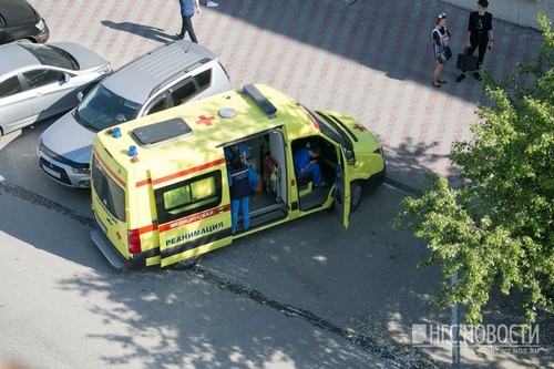 К осени Новосибирская область получит новые машины «скорой помощи», в том числе реанимобиль