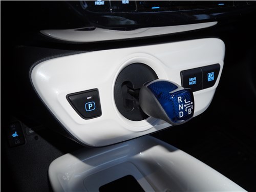 Toyota Prius 2016 джойстик трансмиссии 